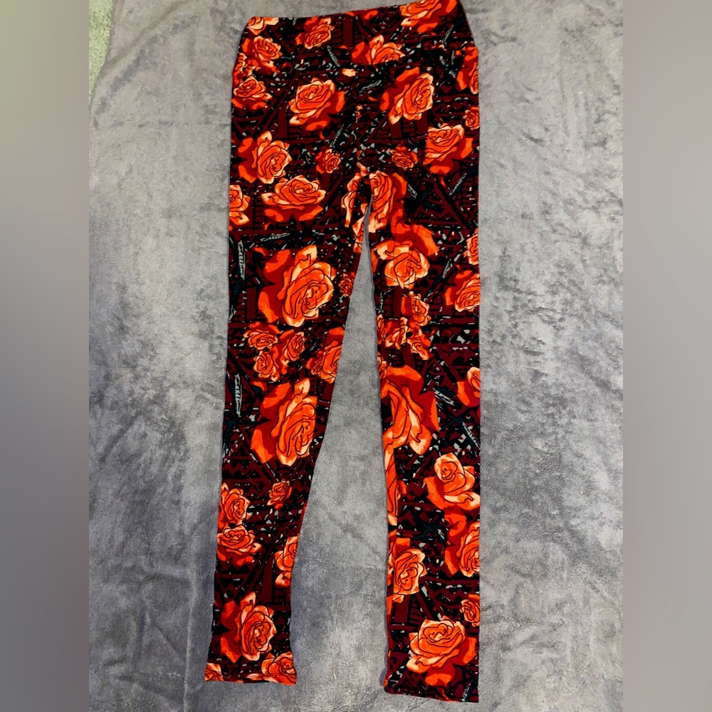 LuLaRoe (Onesize) Rose Patterned Leggings